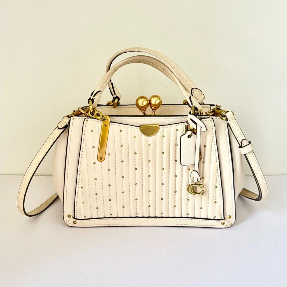 COACH Kisslock Dreamer 21 With Quilting And Rivets White
